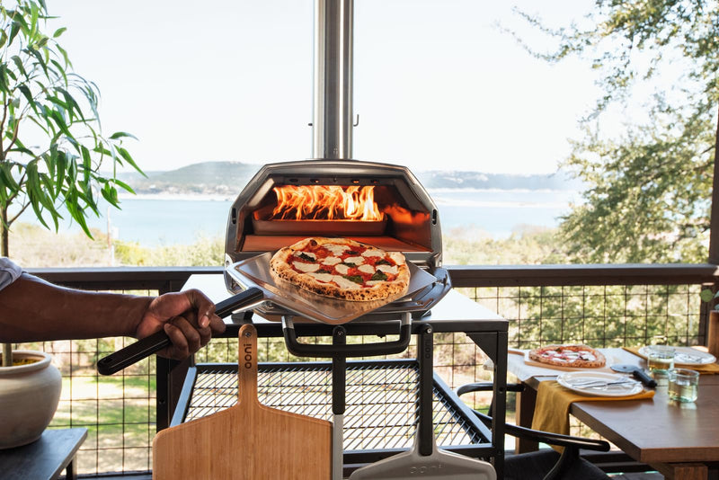 Ooni Karu 16 Multi-Fuel Outdoor Pizza Oven - Ooni Pizza Ovens – Cook in the Backyard and Beyond with this Portable Outdoor Kitchen Pizza Making Oven