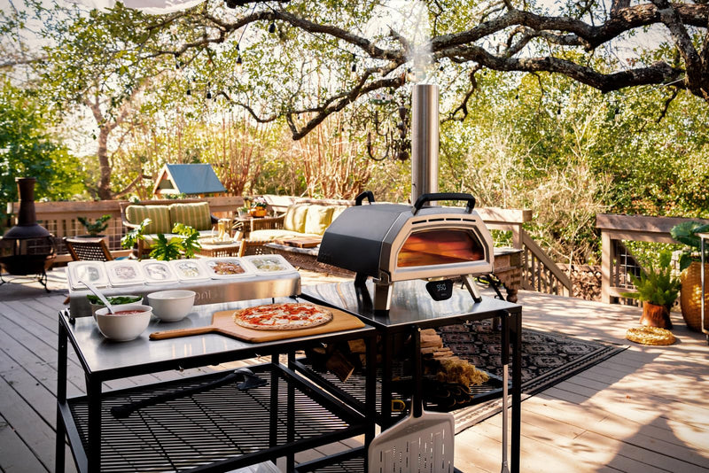 Ooni Karu 16 Multi-Fuel Outdoor Pizza Oven - Ooni Pizza Ovens – Cook in the Backyard and Beyond with this Portable Outdoor Kitchen Pizza Making Oven